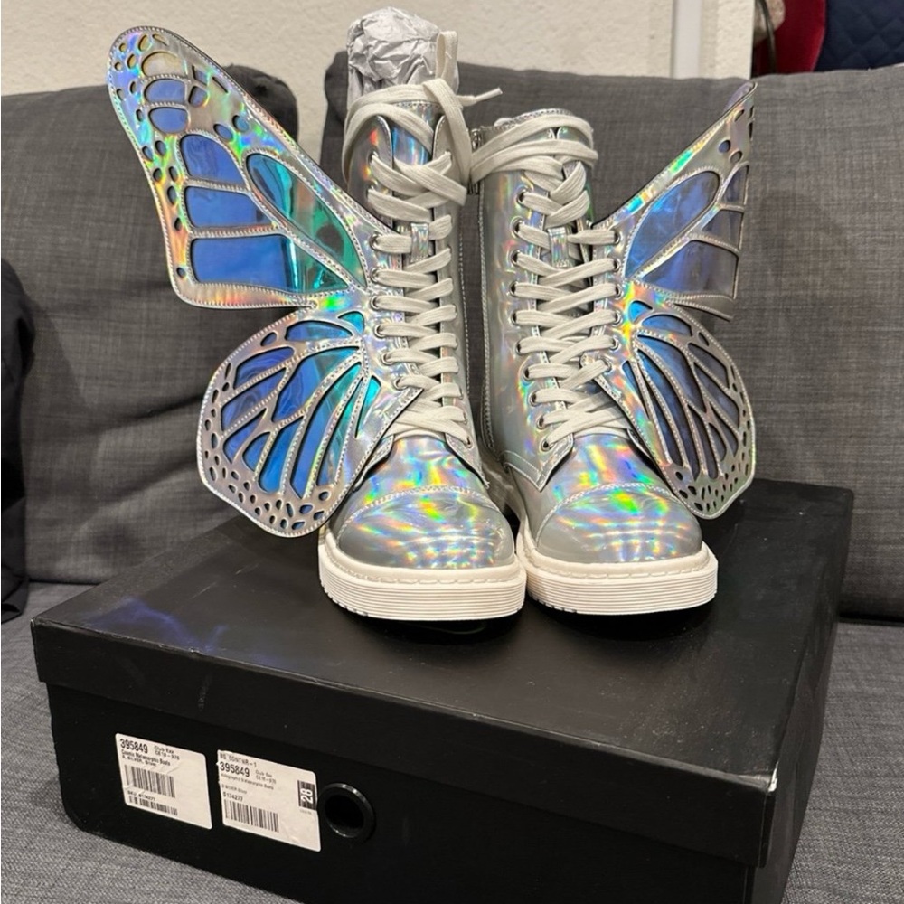SOLD———Dolls kill Club exx holographic butterfly boots